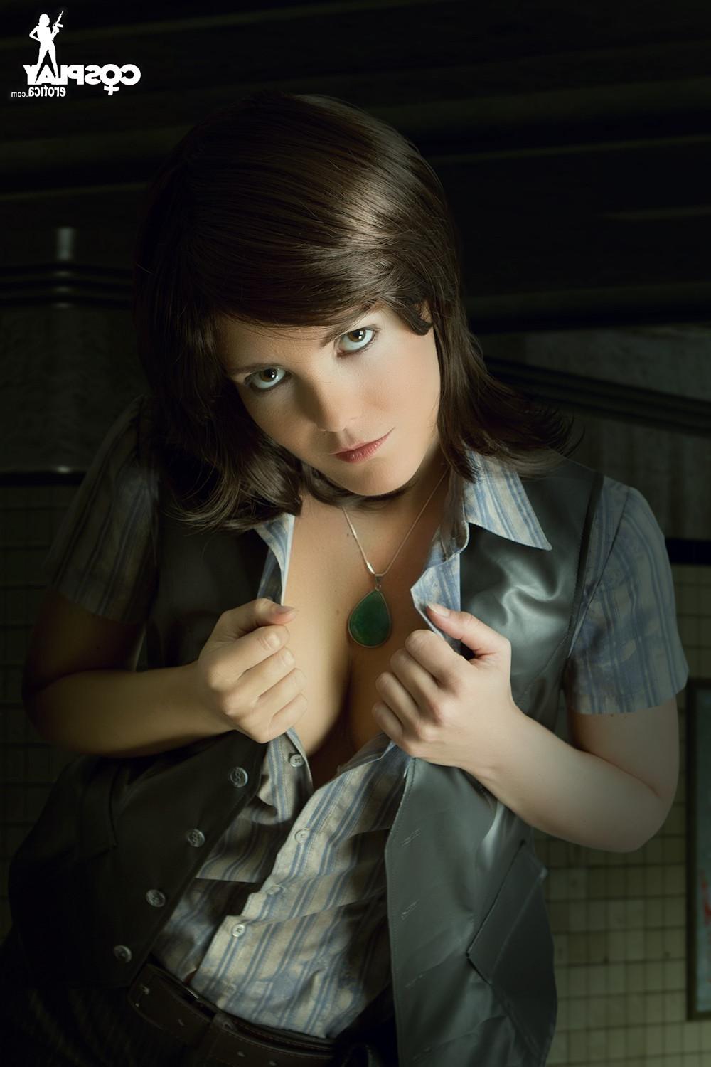 12P CosplayErotica  Helena Harper Resident Evil 6 nude cosplay