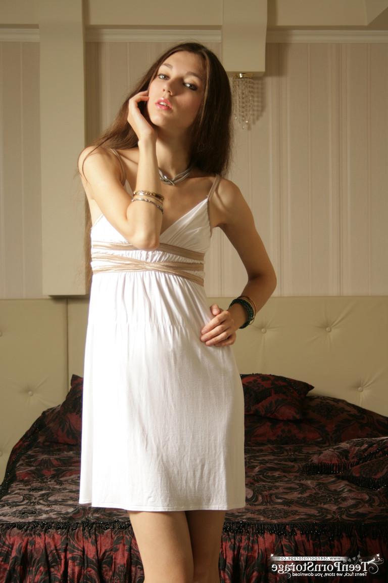 20P Skinny beauty