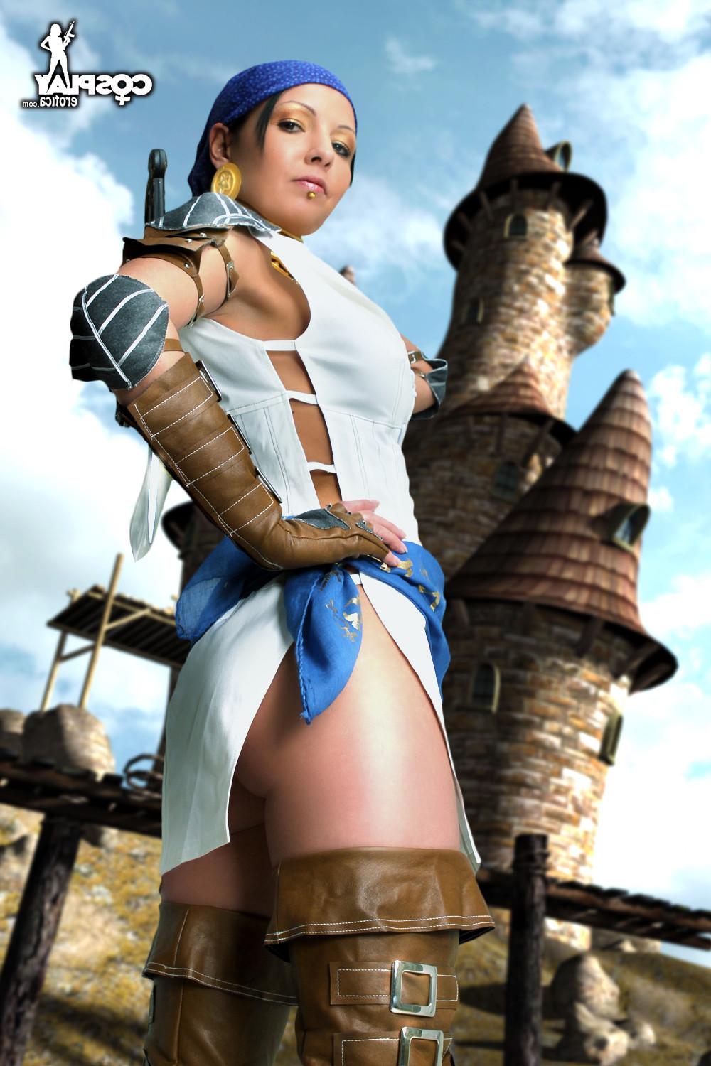 16P Pirate Cosplay with Mea Lee