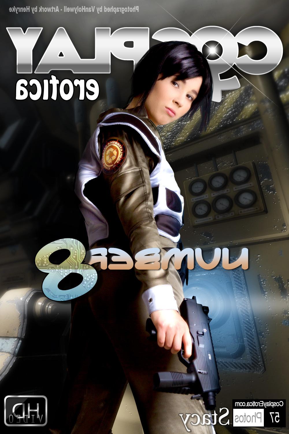 16P Battlestar Galactica Cosplay