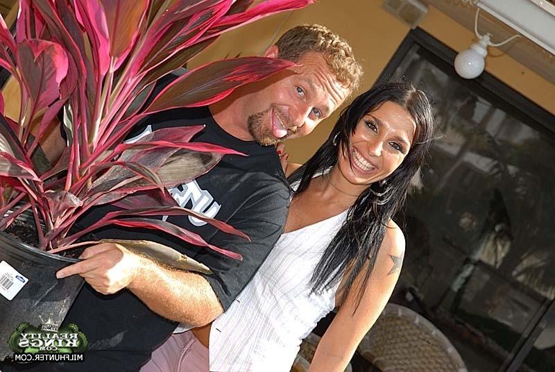 16P This hot milf babe is catchin a nice ass full of cum in these hot pics