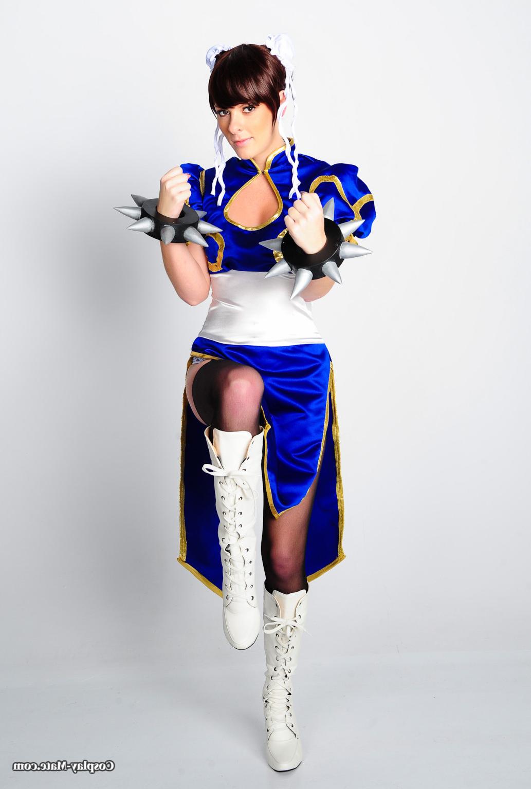 12P ChunLi Cosplay