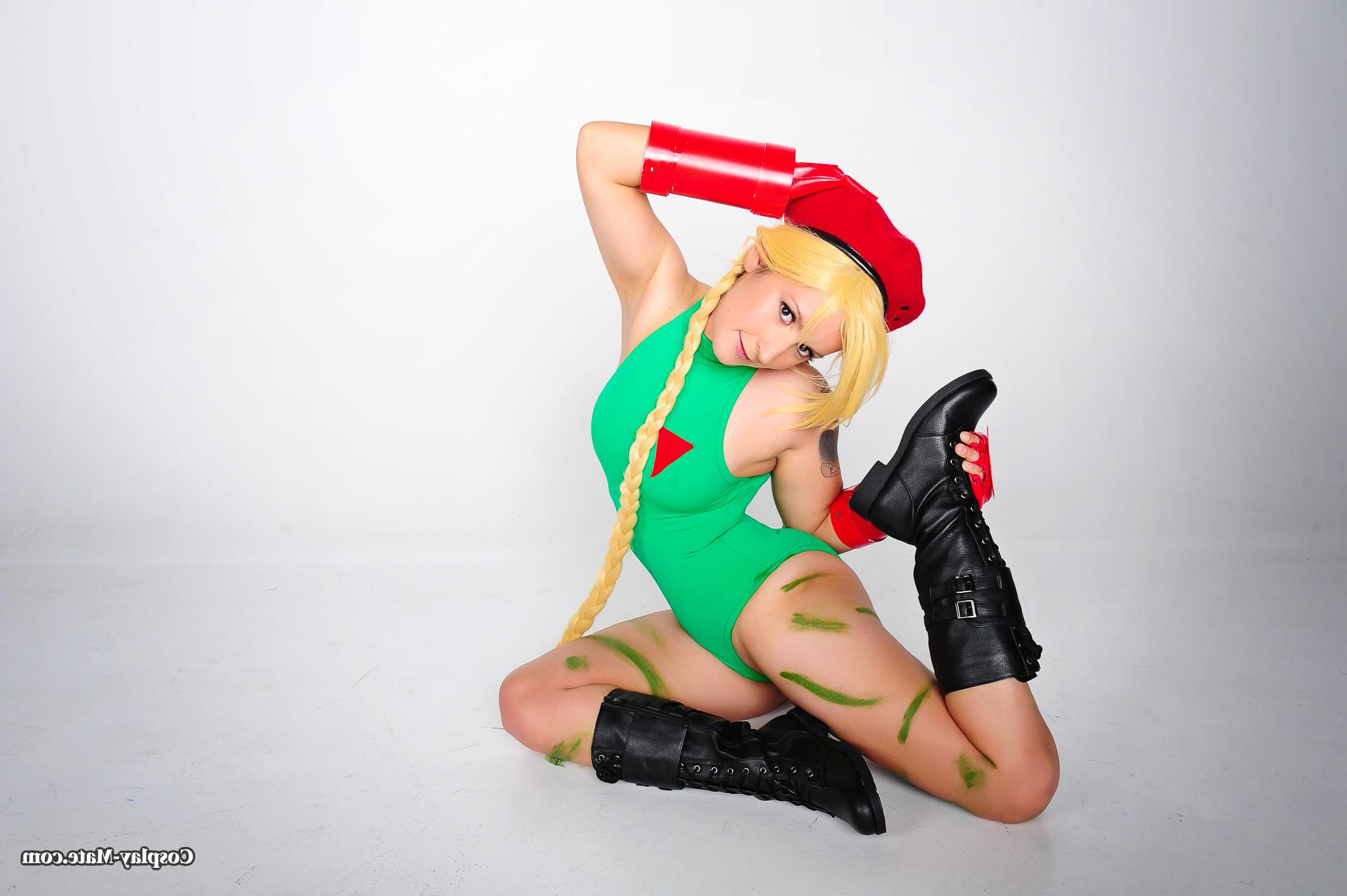 12P Cammy Cosplay