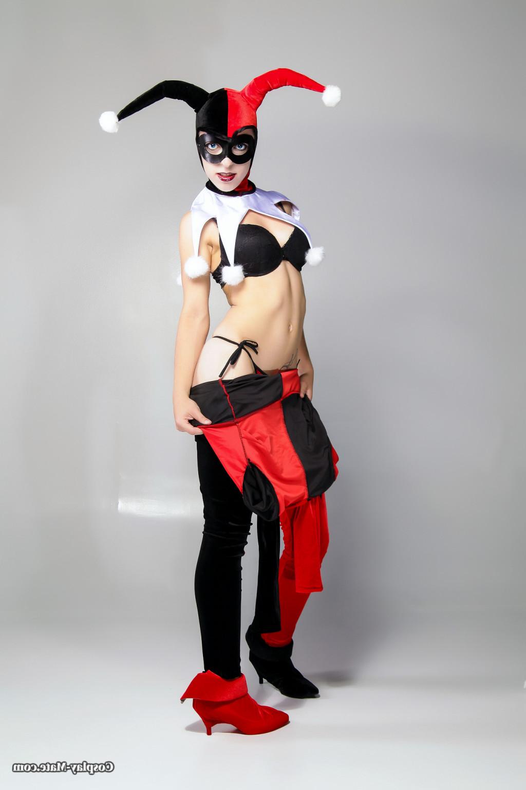 15P Harley Quinn Cosplay