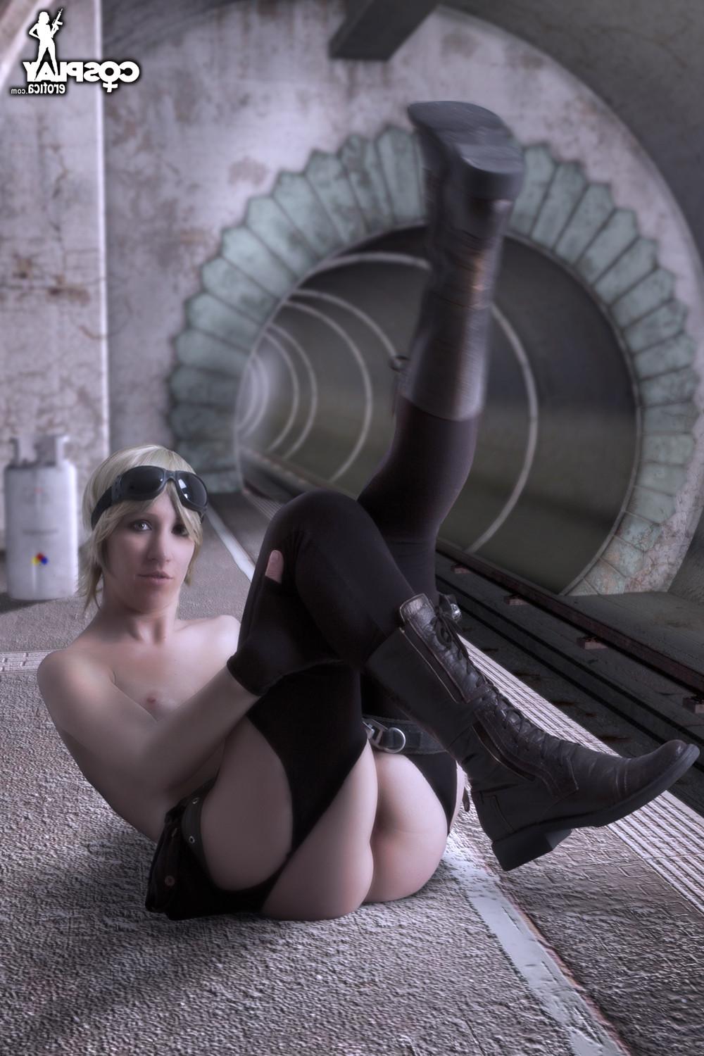 12P CosplayErotica  Valery The Escape Route nude cosplay