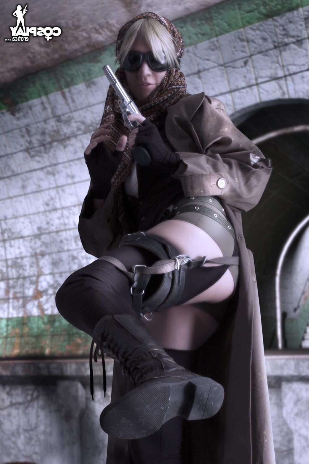 12P CosplayErotica  Valery The Escape Route nude cosplay