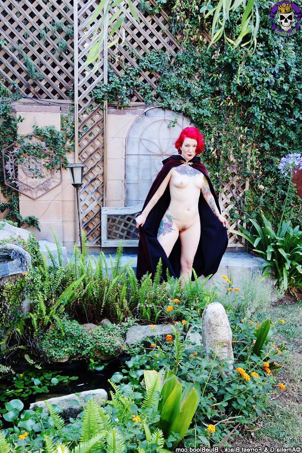 15P Magical pale redhead naked Cosplay in the garden