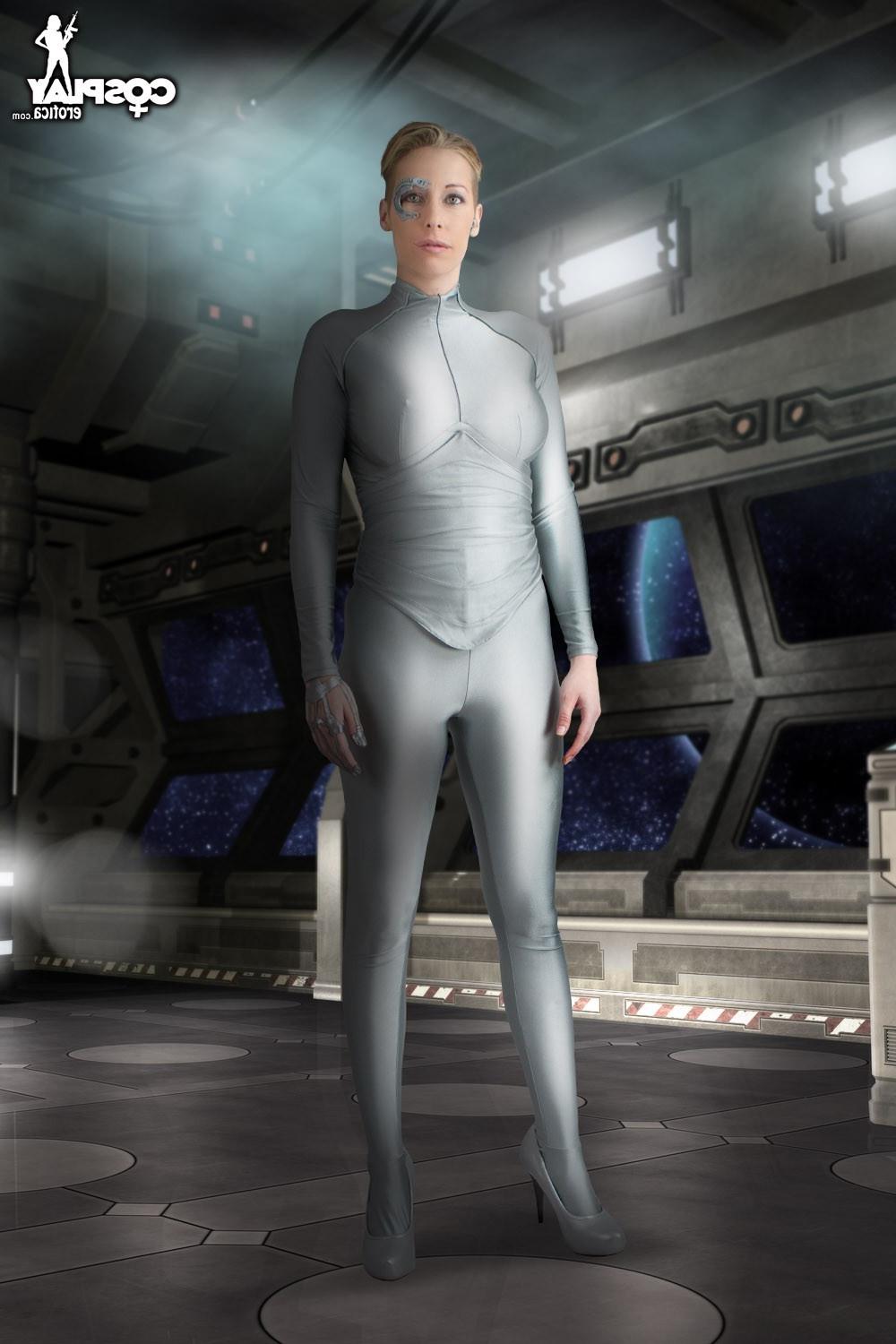 12P CosplayErotica  SandyBell in Discovery nude cosplay