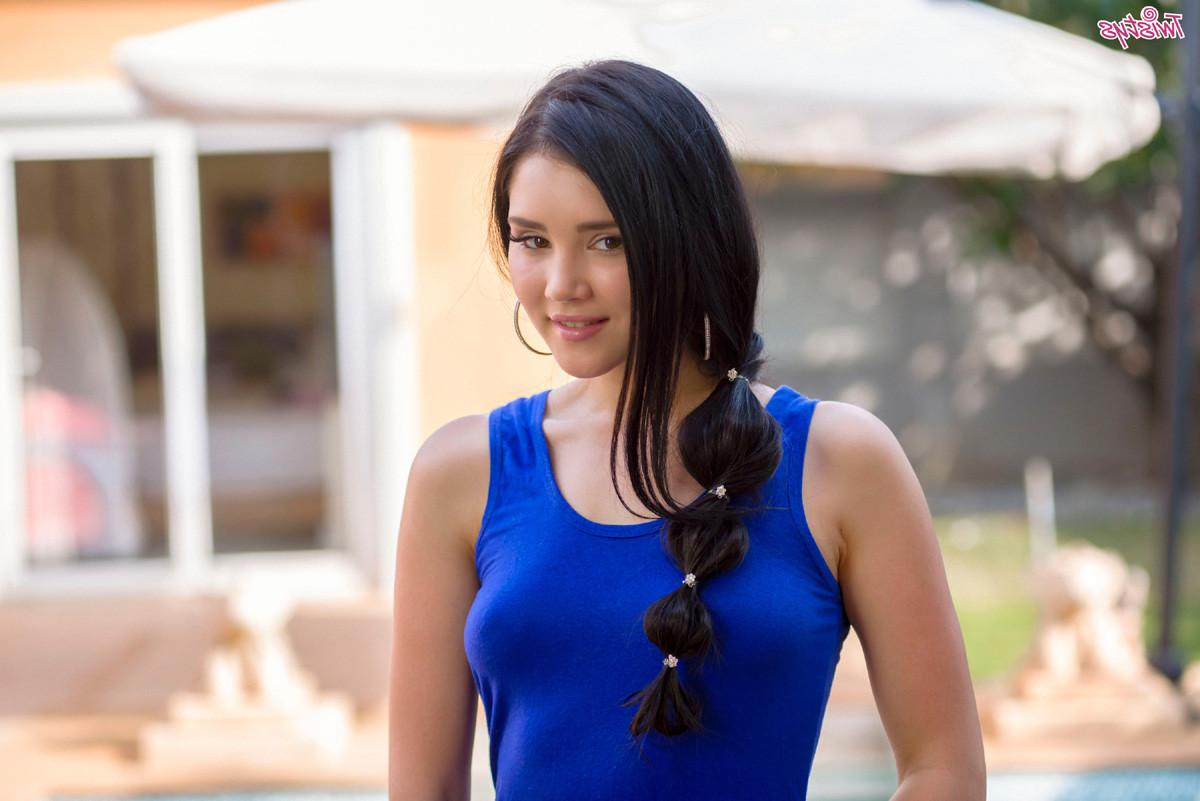 15P Malena Fendi peels off her blue dress by the swimming pool
