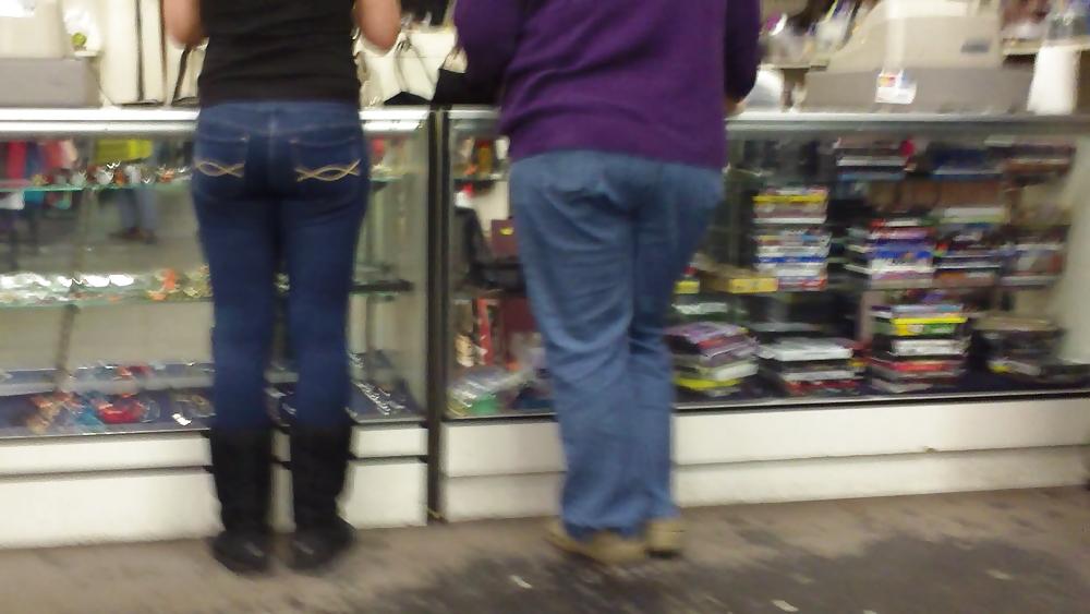 20P Teen butt & ass in blue jeans on a Friday