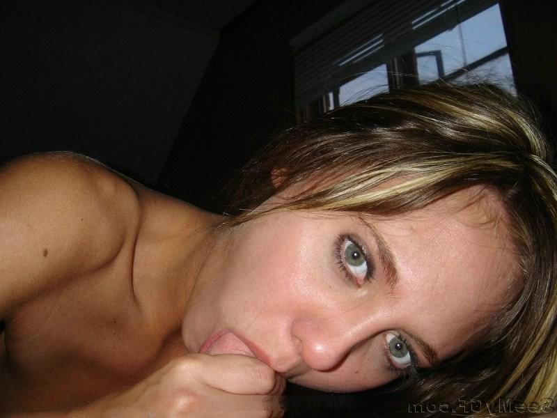 15P Gorgeous cute amateur busty teen posing on camera