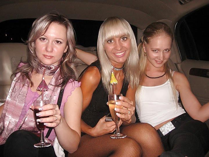 10P WEB Soccer Moms