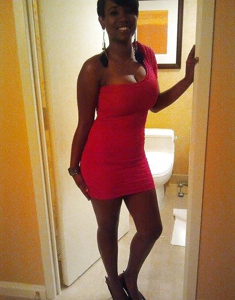 19P Young Ebony Hotties (Dress Edition)
