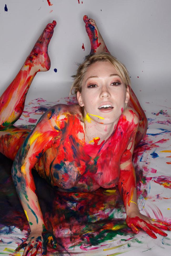 12P Naked Body Painting With Lily LaBeau and Proxy Paige Sex Circus