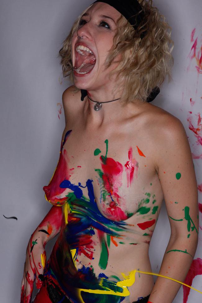 12P Naked Body Painting With Lily LaBeau and Proxy Paige Sex Circus