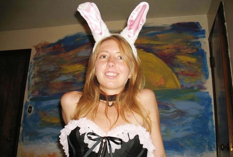 15P Gorgeous cute amateur busty teen posing on camera