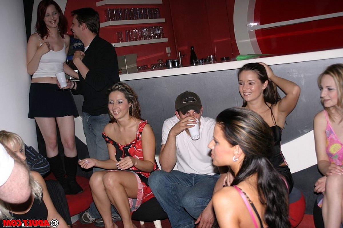 20P hot babes at a wild San Francisco sex party
