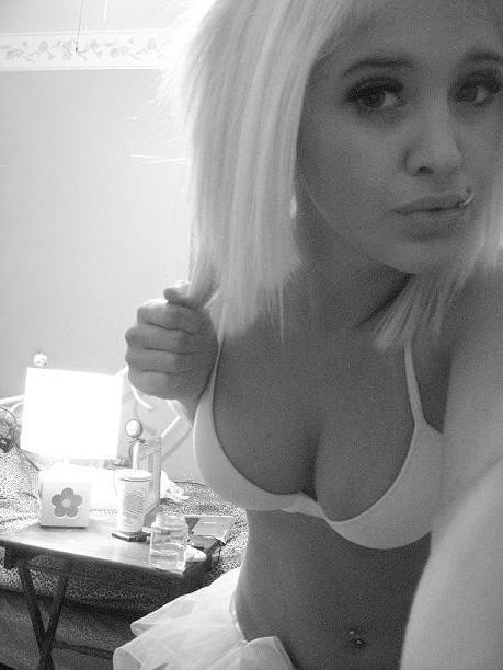 18P Collection of sexy and sultry sex kittens