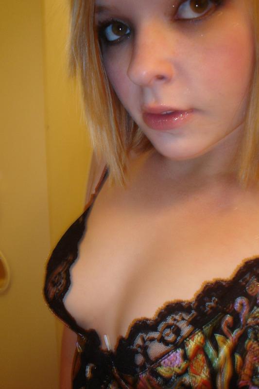 18P Collection of sexy and sultry sex kittens