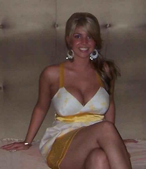 15P Gorgeous nude drunk girls posing on camera
