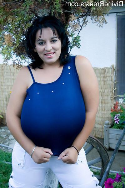 15P Natural Mega Busty Milf