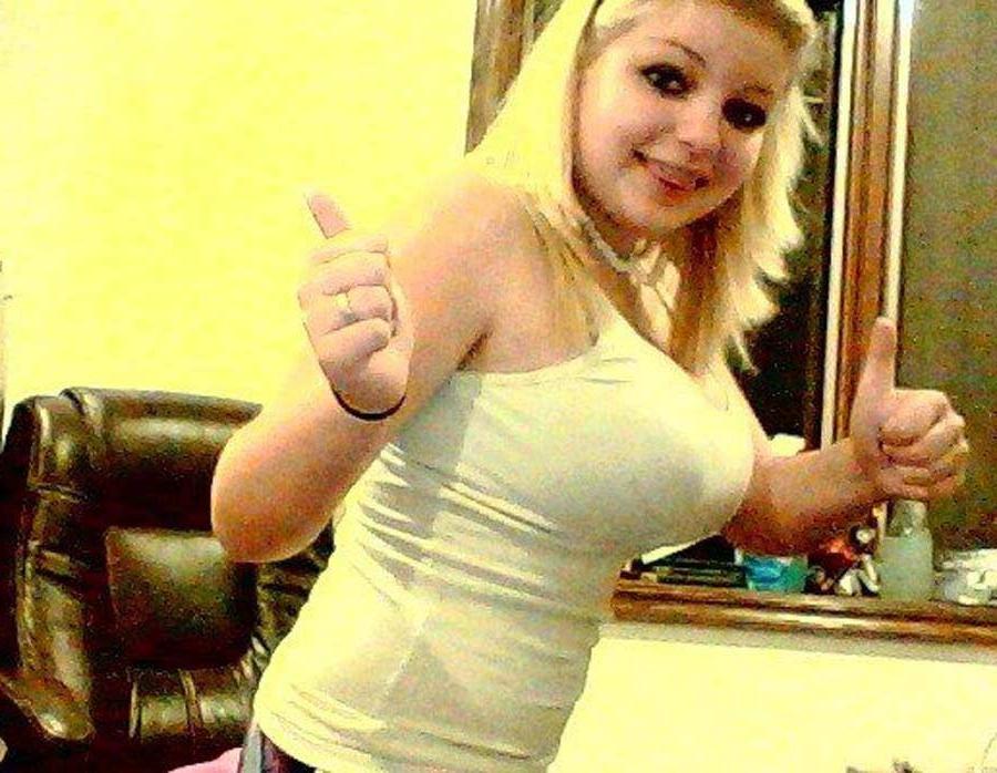 15P Cute amateur bbw girlfriend teasing
