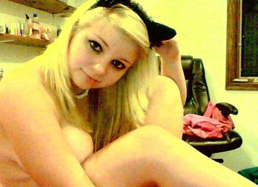 15P Cute amateur bbw girlfriend teasing