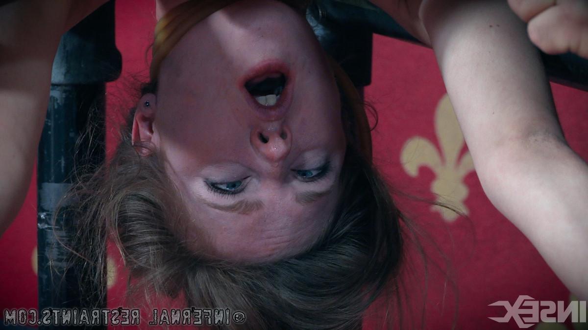 15P Ashley Lane Screaming In Pleasure and Pain!