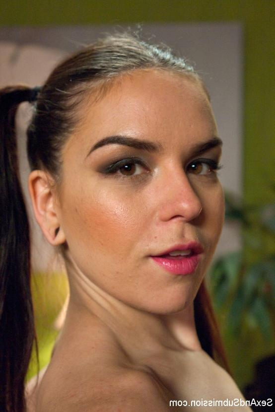 15P Bondage group sex pictures