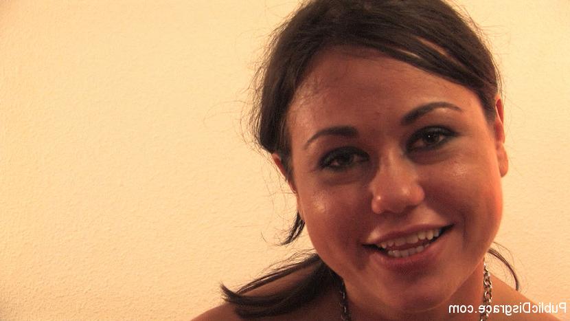 15P Czech beauty throat fucked in a subway station at night