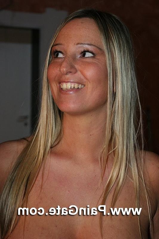 18P True masochist whipped on tits