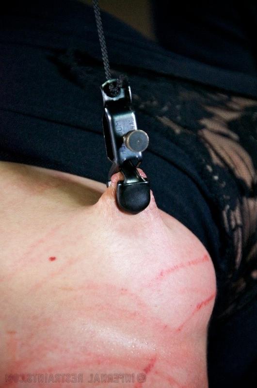 16P Elise Graves gets drilled in metal bondage wearing a red ballgag