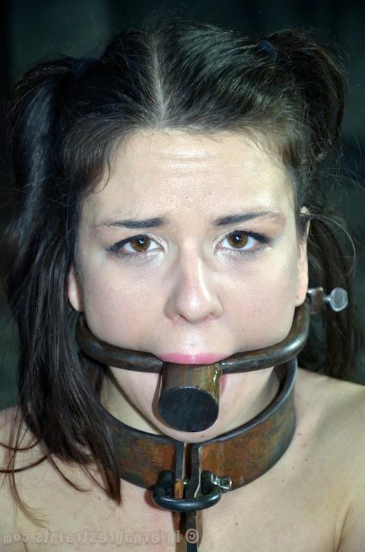16P Juliette March spread in bondage is toy vibrated to wet orgasm
