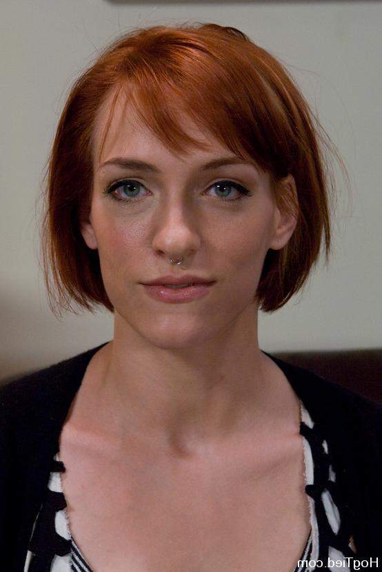 15P Redhead beauty Renee Broadway gets bound and vibed on the floor