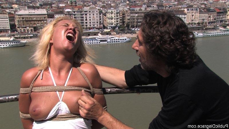 18P Public blowjobs with hot chick and outdoor bondage