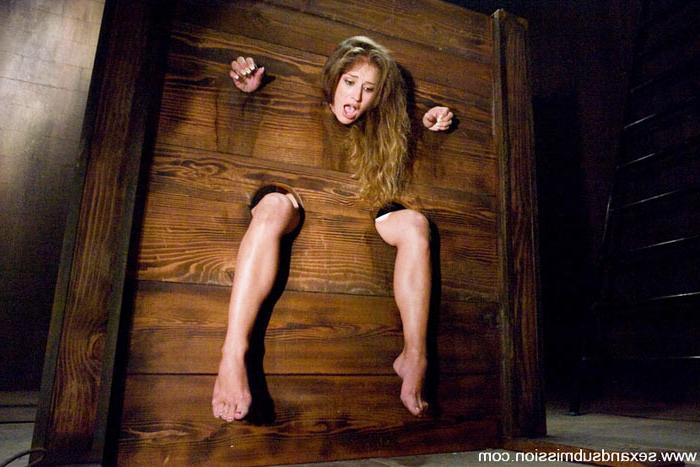 15P Sultry submissive babe gets completely dominated