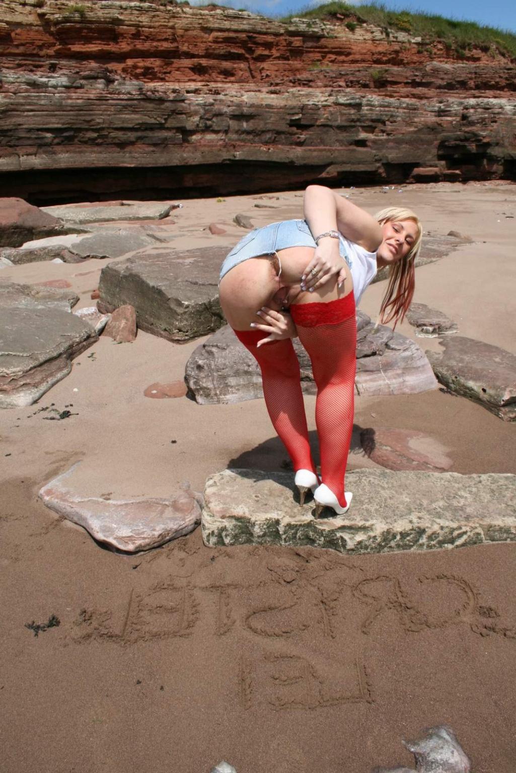 16P Blonde pornstar public nudity outdoor at the beach