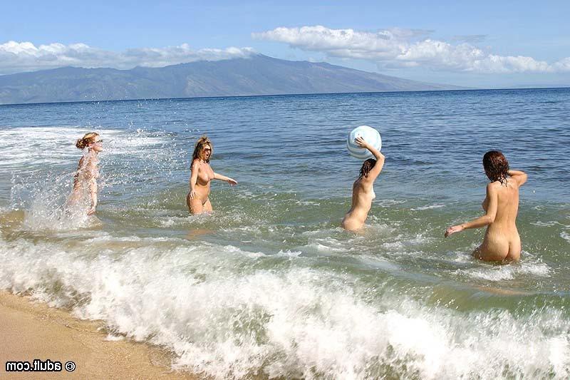 16P Tropical beach lesbians having a steamy foursome on the hot sand