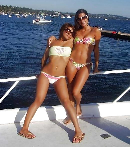 13P My Boat Party Girls