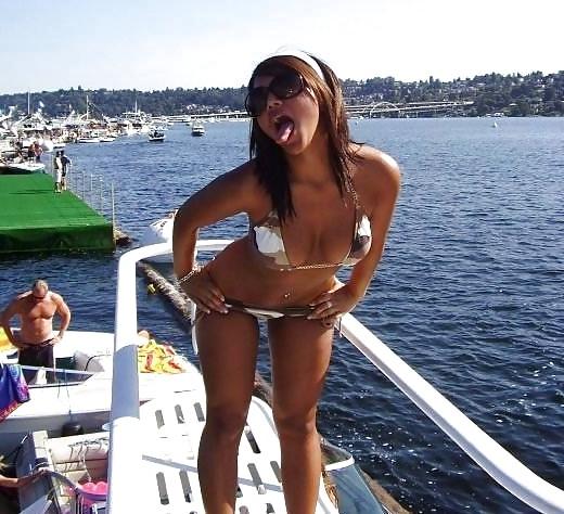 13P My Boat Party Girls