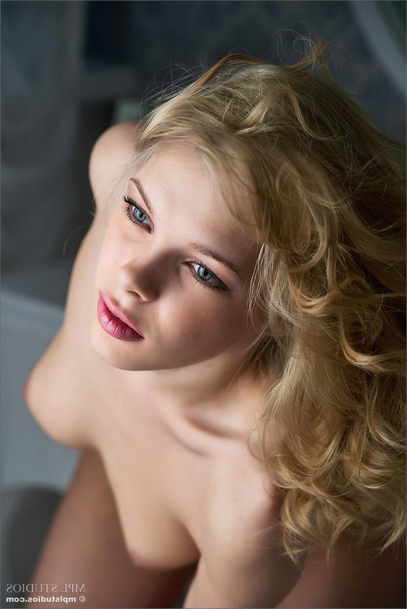 12P Seductive teen Amanda strips down naked in her bedroom