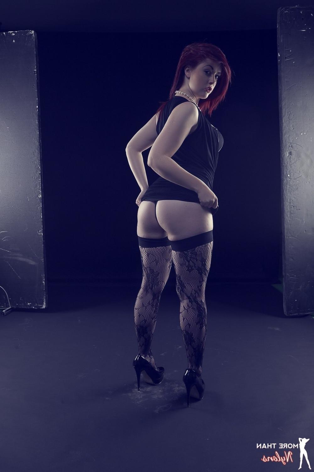 12P Perfect Jaye in her black dress holdups and heels