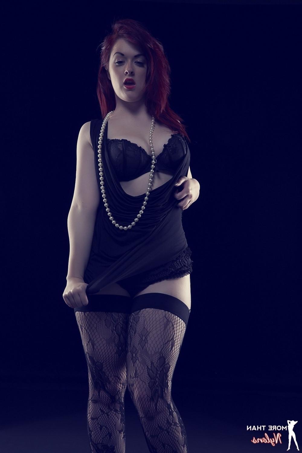 12P Perfect Jaye in her black dress holdups and heels