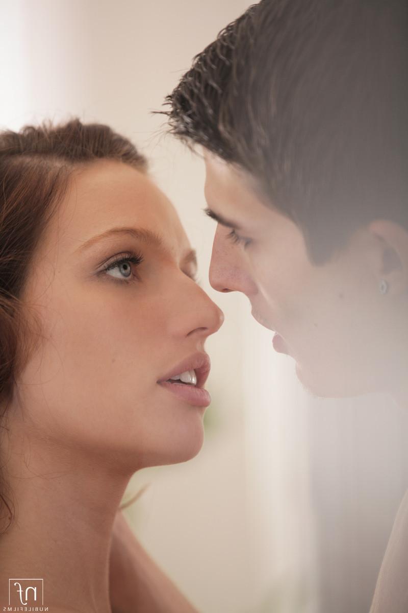 16P Erotic sensual sex with skinny girl