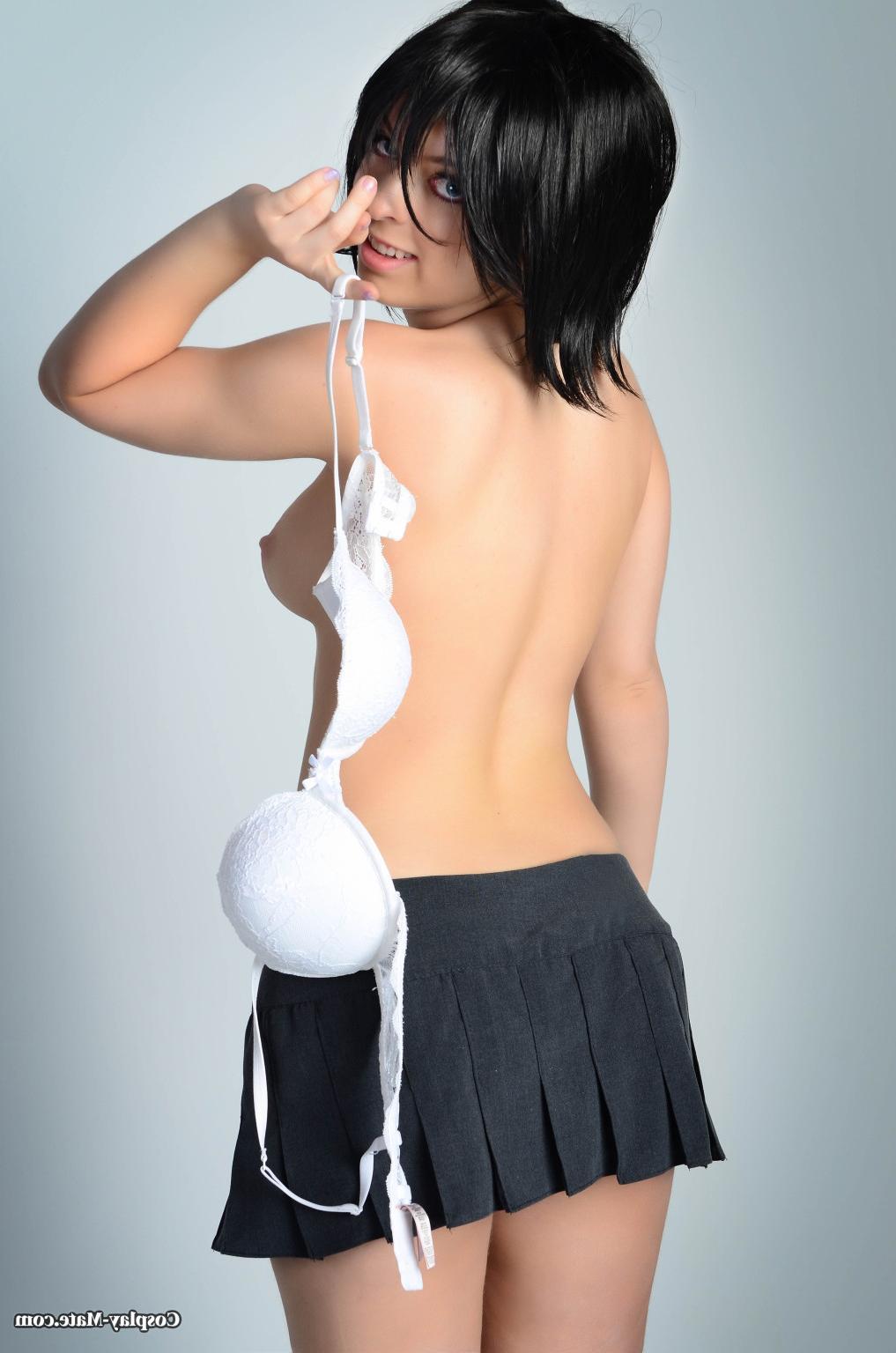 12P Cute cosplay girls play dressup