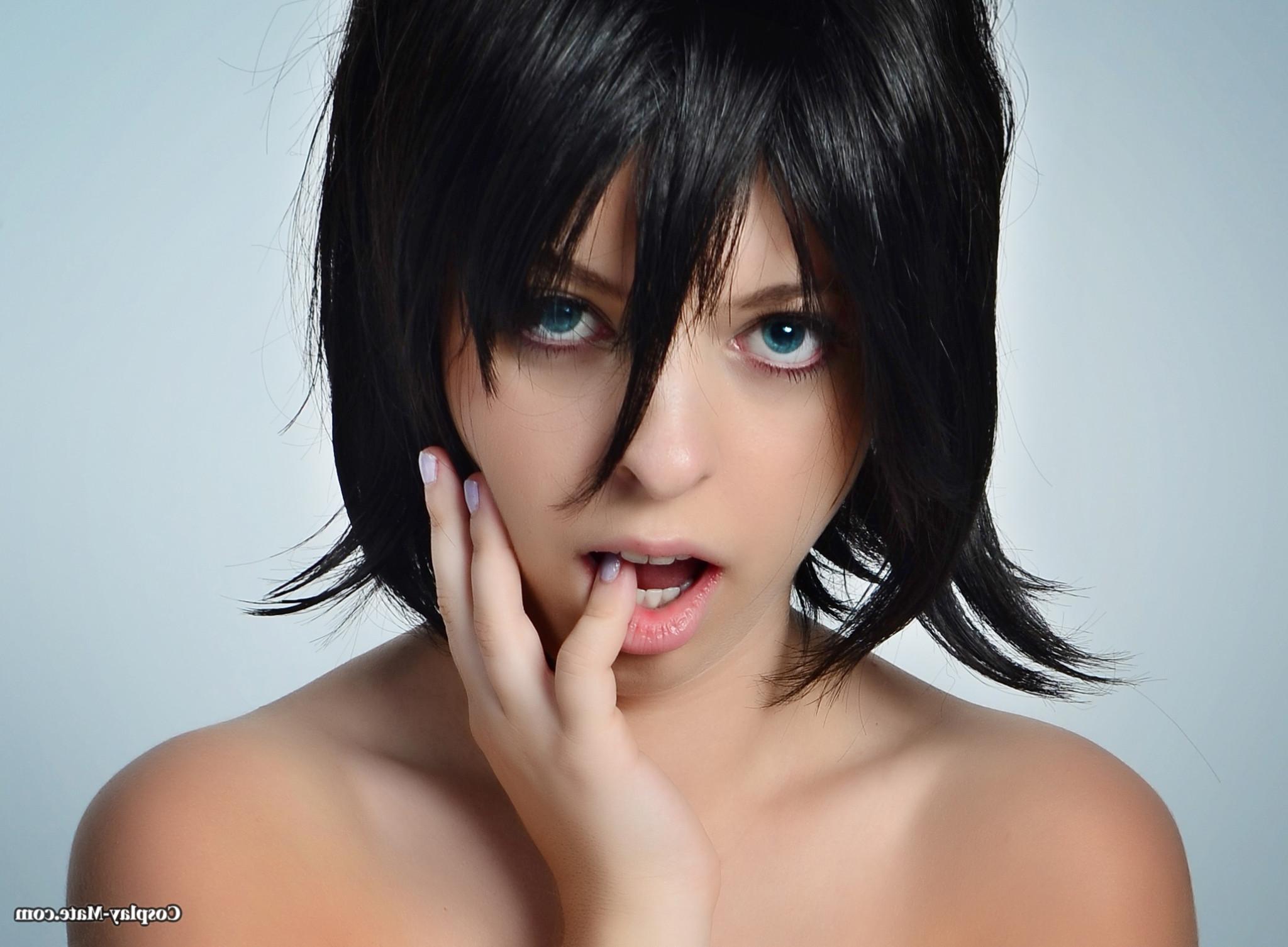 12P Cute cosplay girls play dressup