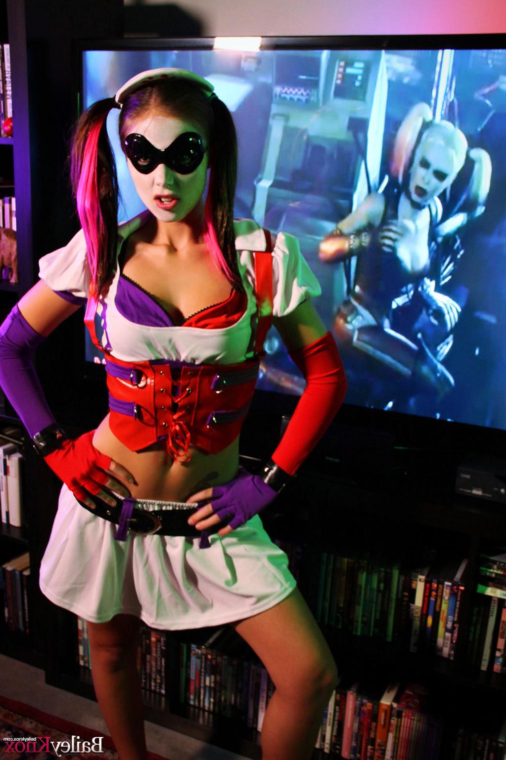 16P Naughty petite brunette poses like a Harley Quinn