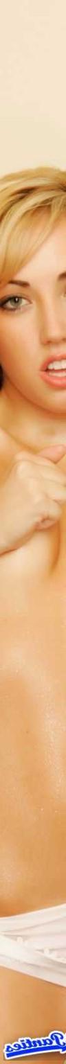 18P Peachez wets her white cotton panties