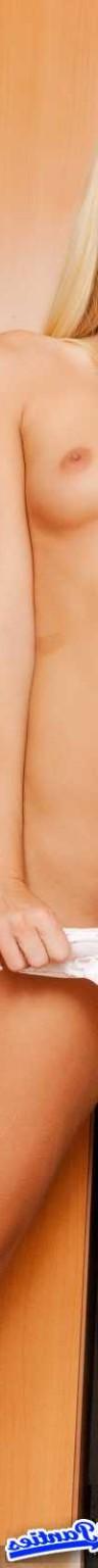 18P Aaliyah Love  posing for us in the full cut cotton flower panties