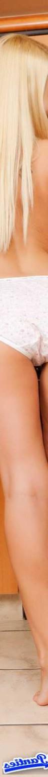 18P Aaliyah Love  posing for us in the full cut cotton flower panties